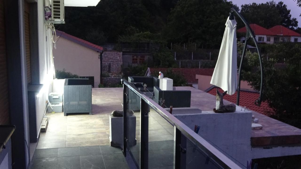 Apartment Kraljica Jelena Virpazar Eksteriør billede
